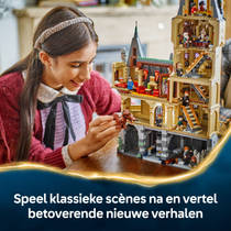 LEGO Harry Potter Kasteel Zweinstein: de Hoofdtoren 76454 productafbeelding 4