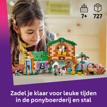 LEGO Friends ponyboerderij en stal 42654 productafbeelding 2