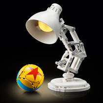 LEGO Ideas Disney Pixar Luxo Jr. 21357 productafbeelding 10