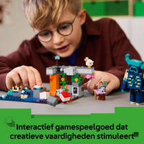 LEGO Minecraft de ontmoeting met de Opzichter 21274 productafbeelding 5