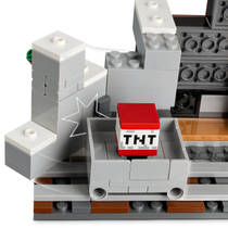 LEGO Minecraft de pikhouweelmijn 21277 productafbeelding 9