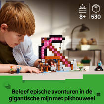 LEGO Minecraft de pikhouweelmijn 21277 productafbeelding 2