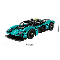 LEGO Technic Aston Martin Valkyrie 42208 productafbeelding 8