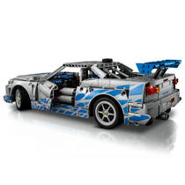 LEGO Technic 2 Fast 2 Furious Nissan Skyline GT-R (R34) auto 42210 productafbeelding 6