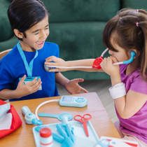 Melissa & Doug dokter speelset inclusief opbergtas 25-delig productafbeelding 2