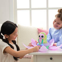 Bloomables by Hatchimals Puppyfly speelfiguur productafbeelding 3