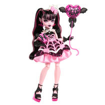 Monster High Griezelige Sweet Birthday Draculaura pop productafbeelding 2