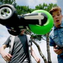 Gear2Play op afstand bestuurbare Air Rebound stuntauto productafbeelding 6