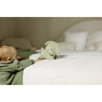nijntje snuffie knuffel Green Flower - 25 cm productafbeelding 4