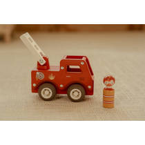 Little Dutch houten brandweerwagen met pop productafbeelding 5