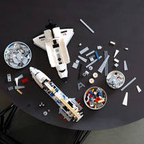 LEGO Icons Shuttle Carrier Aircraft 10360 productafbeelding 8