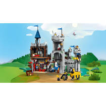 LEGO Creator 3-in-1 middeleeuws kasteel met ridders te paard 31168 productafbeelding 9