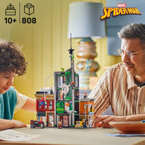 LEGO Marvel Spider-Man vs. Oscorp 76324 productafbeelding 2