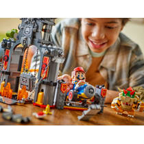LEGO Super Mario Mario Kart: Bowsers kasteel 72039 productafbeelding 4