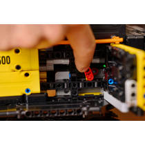 LEGO Technic Volvo EC500 Hybrid graafmachine 42215 productafbeelding 4