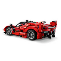 LEGO Technic Ferrari FXX K 42212 productafbeelding 7