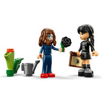 LEGO Wednesday zwarte dahlia 76784 productafbeelding 2