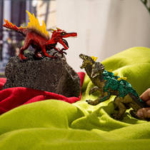 schleich ELDRADOR CREATURES vuurdino vs junglehagedis 70834 productafbeelding 4