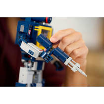 LEGO Icons Transformers: Soundwave 10358 productafbeelding 6