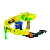 Hot Wheels City kronkelende slang in de aanval speelset productafbeelding 4