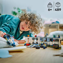 LEGO City garage voor politieauto's 60457 productafbeelding 2