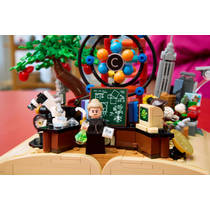 LEGO Ideas de evolutie van STEM 21355 productafbeelding 6