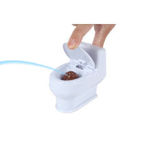 Poo waterspuitend toilet met drol - 10 cm productafbeelding 4