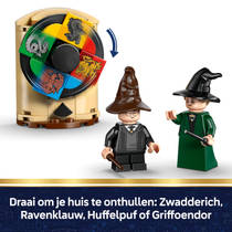 LEGO Harry Potter kasteel Zweinstein: sorteerhoedceremonie 76460 productafbeelding 8