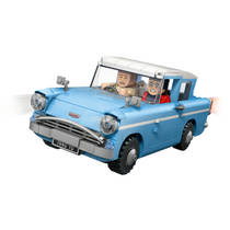 LEGO Harry Potter betoverde vliegende Ford Anglia 76470 productafbeelding 4