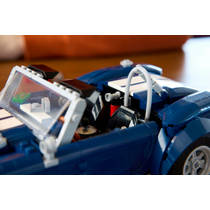 LEGO Icons Shelby Cobra 427 S/C 10357 productafbeelding 3
