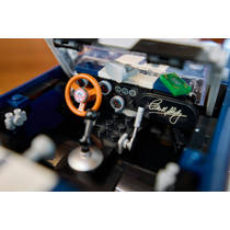 LEGO Icons Shelby Cobra 427 S/C 10357 productafbeelding 5