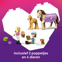 LEGO Friends trailer met paard en veulen 42695 productafbeelding 9