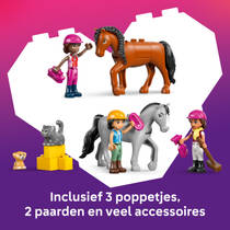 LEGO Friends paardenstal en manege 42688 productafbeelding 8