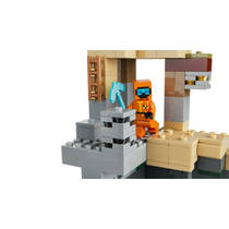 LEGO Minecraft zombiekerker 21587 productafbeelding 4