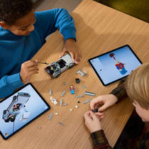 LEGO Speed Champions tijdmachine uit Back to the Future 77256 productafbeelding 3