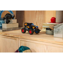 LEGO Technic Monster Jam Grave Digger vuur en ijs 42219 productafbeelding 4