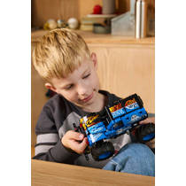 LEGO Technic Monster Jam Grave Digger vuur en ijs 42219 productafbeelding 2