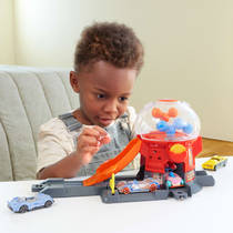Hot Wheels Downtown Candy Shop speelset productafbeelding 3