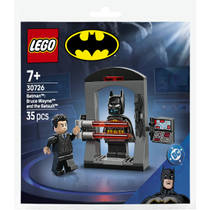 LEGO DC Batman Bruce Wayne en de Batsuit 30726 productafbeelding 3