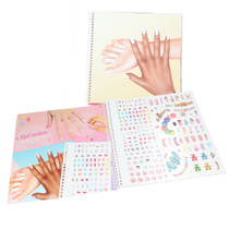 TOPModel Create Your Hand Design kleurboek + stickers productafbeelding 2