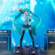 Hatsune Miku figuur - 18 cm productafbeelding 2