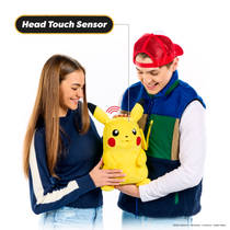 Pikachu Puppetronic RealFX interactieve knuffel productafbeelding 4