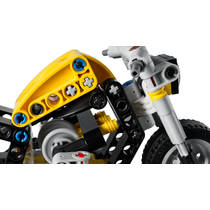 LEGO Technic gele motor 42225 productafbeelding 6