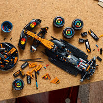 LEGO Technic McLaren MCL39 F1 auto 42228 productafbeelding 9