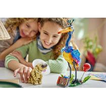 LEGO Disney Kevin en Dug 43290 productafbeelding 3