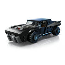 LEGO DC The Batman Batmobile 76332 productafbeelding 3