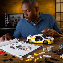 Mattel Brick Shop Hot Wheels '15 Audi R8 LMS productafbeelding 5