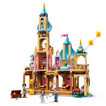 LEGO Disney Princess Rapunzels kasteel 43297 productafbeelding 7