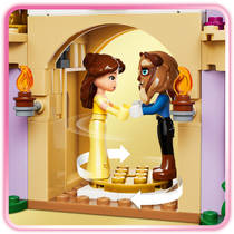 LEGO Disney Princess het betoverde kasteel van Belle en het Beest 43289 productafbeelding 2