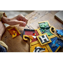 LEGO Harry Potter Zweinstein: afdelingswapen 76462 productafbeelding 2